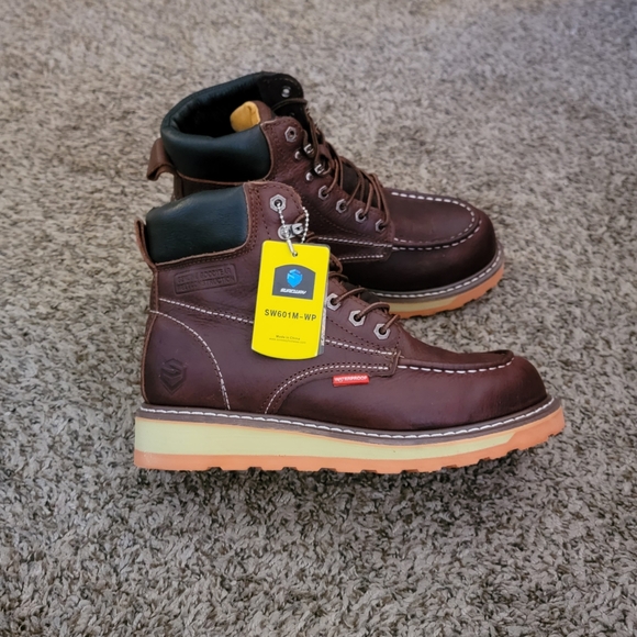 Sureway Boots - Picture 3 of 5